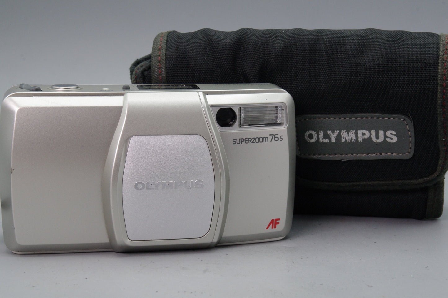 Olympus SuperZoom 76S 35mm Film Camera – Tested & Working – Excellent