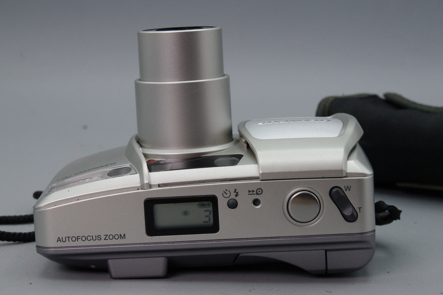 Olympus SuperZoom 76S 35mm Film Camera – Tested & Working – Excellent