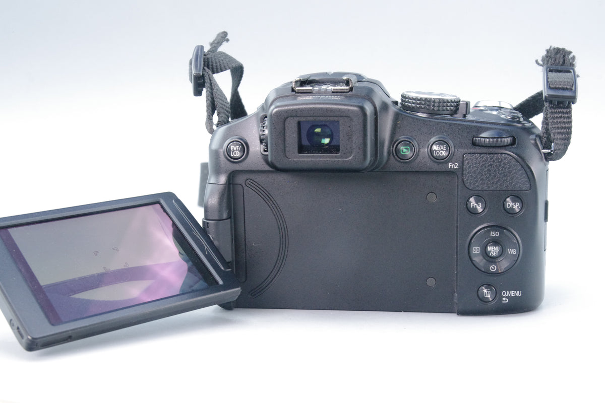 Panasonic Lumix DMC‑FZ200 12MP Bridge Camera  – Excellent Condition