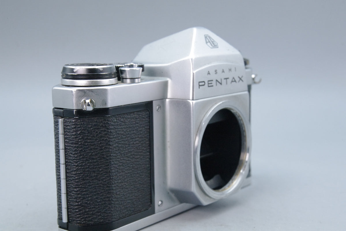 Pentax SV 35mm SLR Camera Body – Tested – Very Good Condition