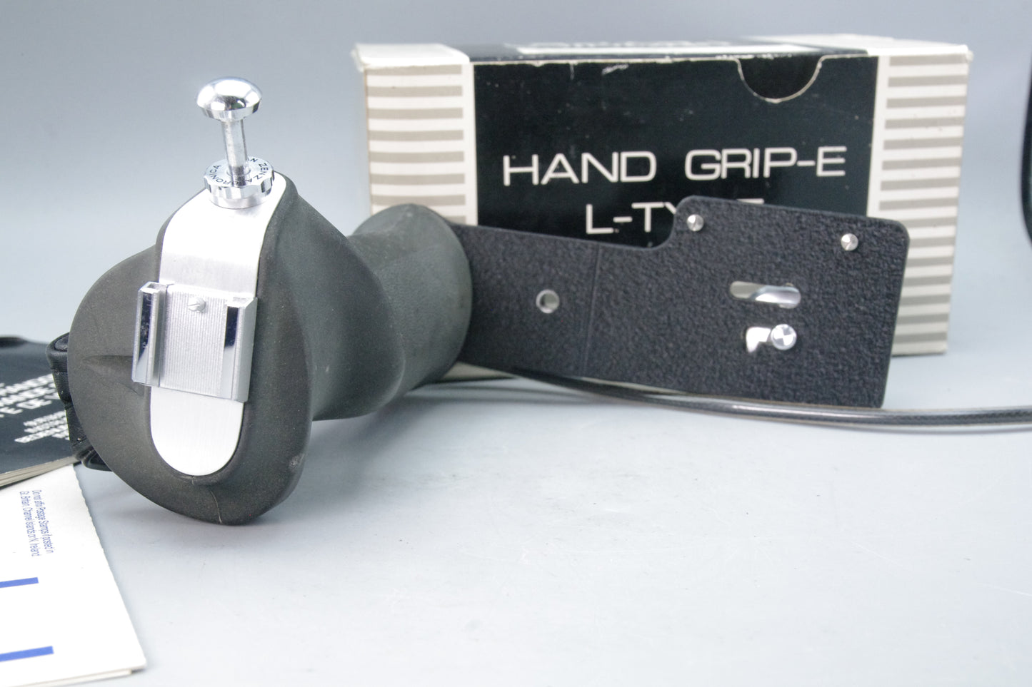 Zenza Bronica ETRS L‑Type Handgrip E – Genuine – Boxed – Excellent