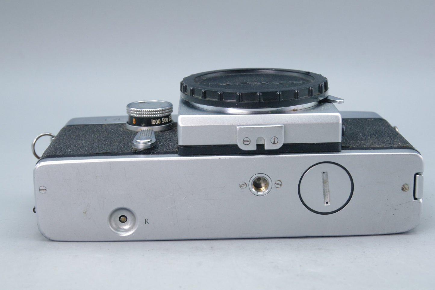 Topcon RE‑2 35mm SLR Camera Body – Tested – Excellent Condition