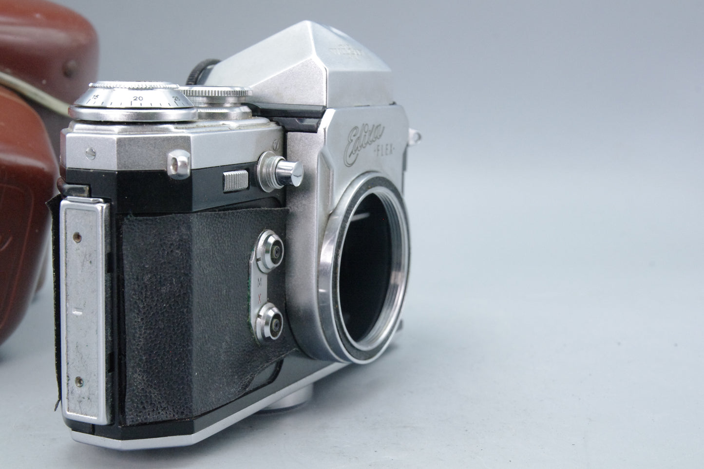 Wirgin Edixa Flex 35mm SLR - Tested and Working – With Case