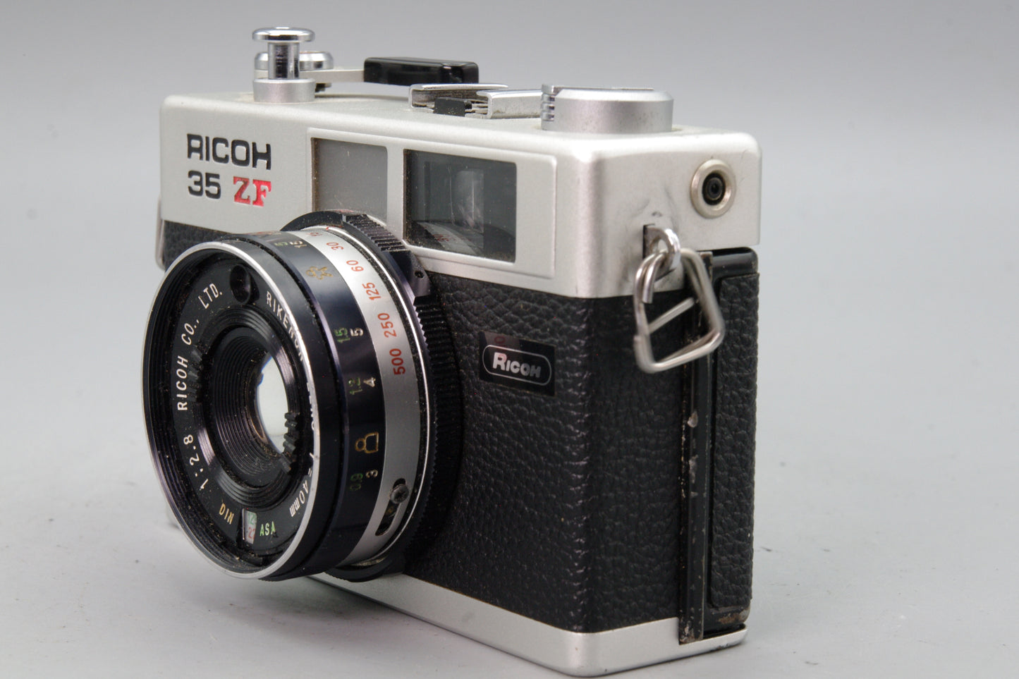 Ricoh 35 ZF 35mm Rangefinder Camera – Tested – Good Condition