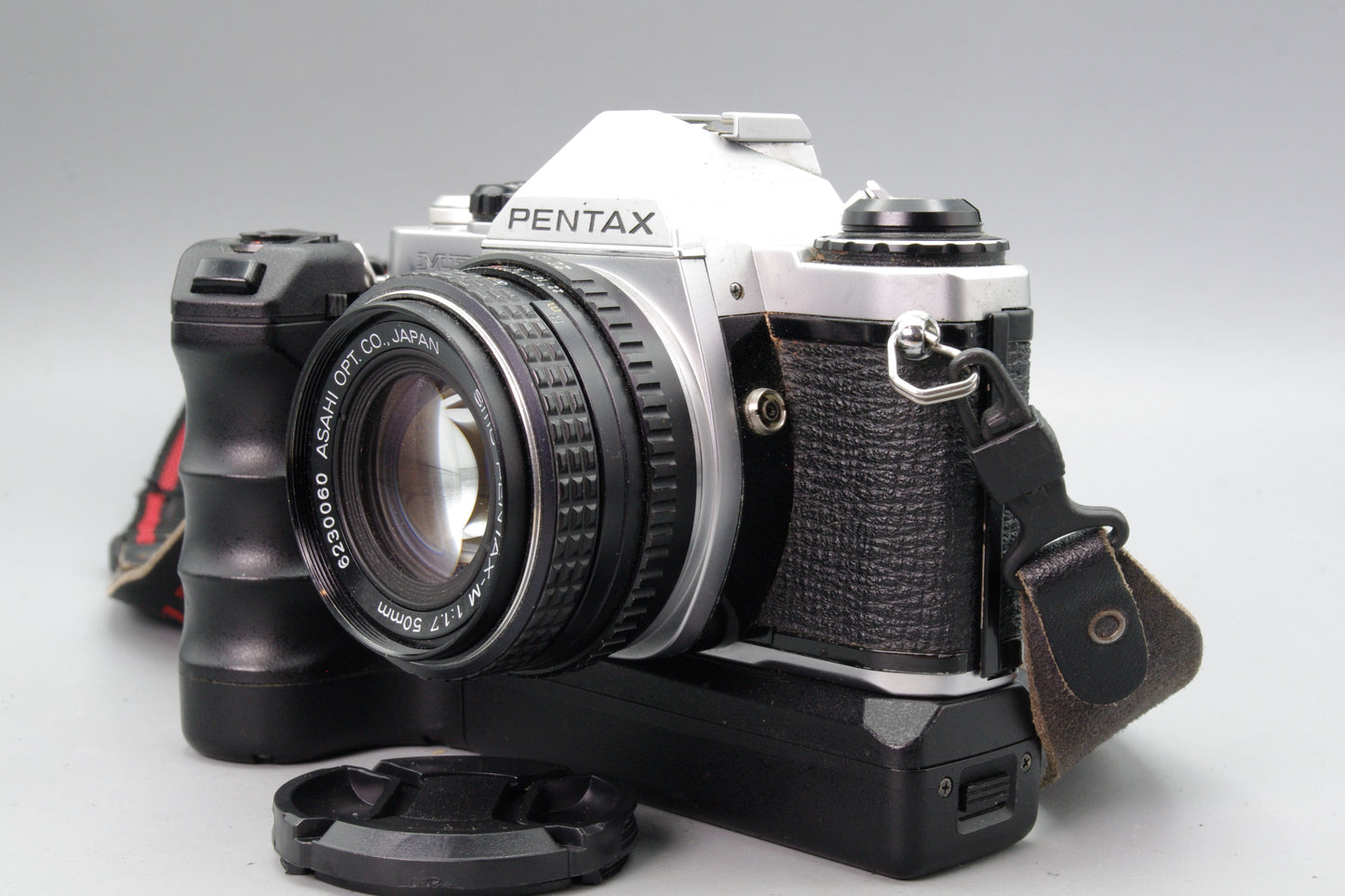 Pentax ME Super 35mm SLR + 50mm f/1.7 Lens + Winder – Tested & Working – VGC