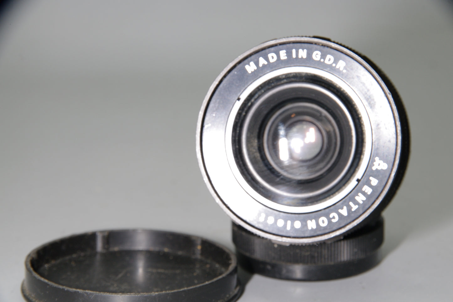 Pentacon Electric 29mm f2.8 Wide Angle Lens M42 Mount Manual Focus