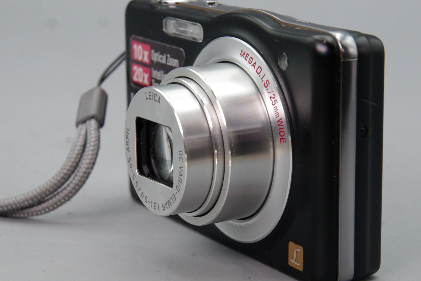 Panasonic Lumix DMC‑SZ1 16MP Digital Camera – 10x Zoom – Tested – Very Good