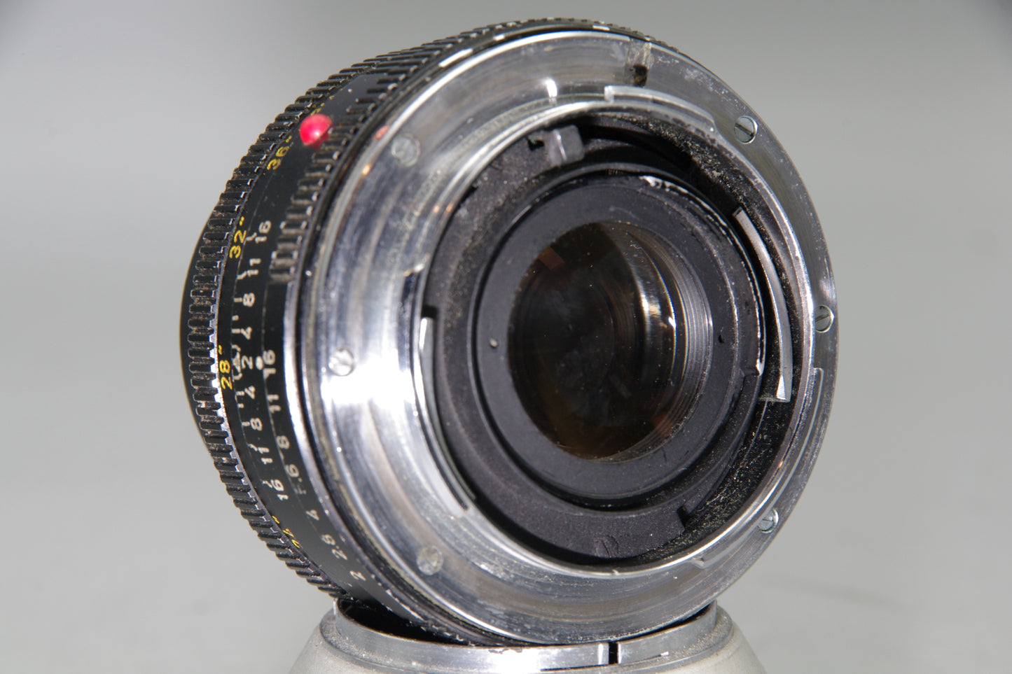 Leitz Wetzlar Summicron-R 50mm F/2 Leica R Mount 2-CAM Lens