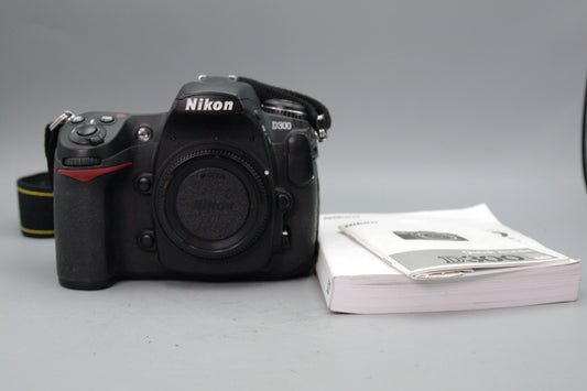 Nikon D300 12.3MP DX DSLR Camera Body – S/C 48416 - Tested & Working