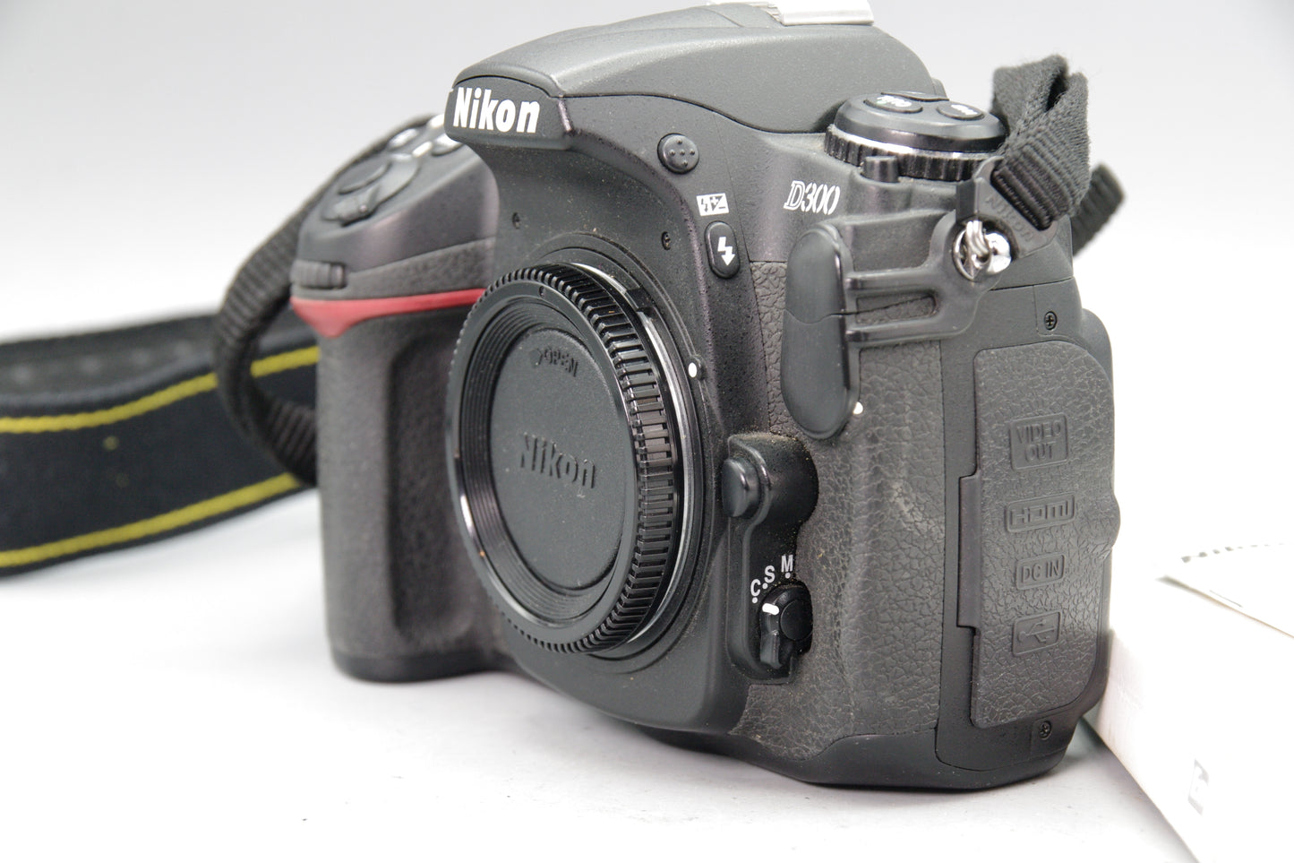 Nikon D300 12.3MP DX DSLR Camera Body – S/C 48416 - Tested & Working