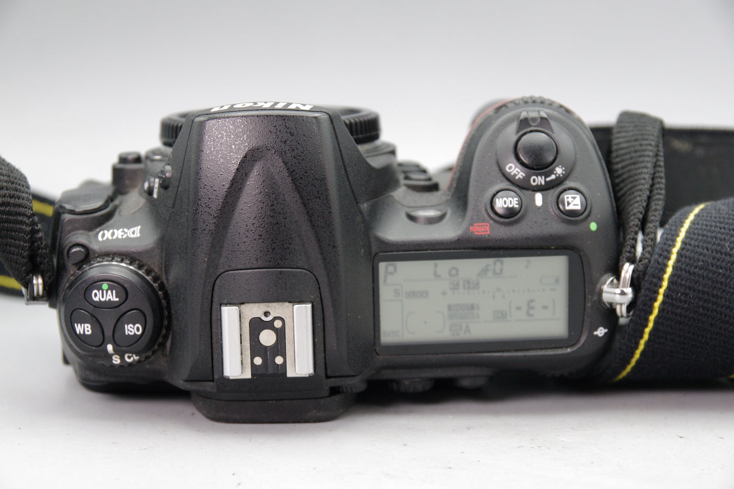 Nikon D300 12.3MP DX DSLR Camera Body – S/C 48416 - Tested & Working