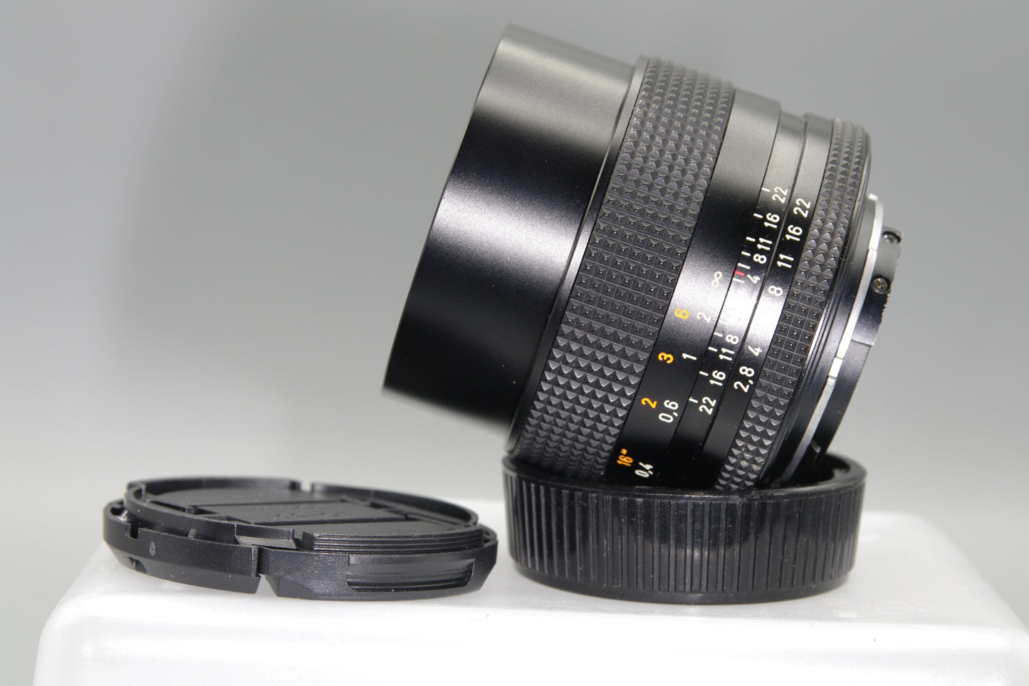 Carl Zeiss Distagon 25mm F/2.8 T* Prime Lens - Contax/Yashica Mount - Excellent