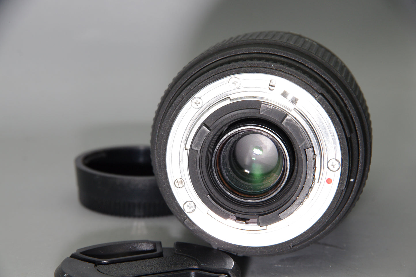 Sigma 70-300mm f4-5.6 DG AF Zoom Lens Nikon F Mount Boxed with Caps