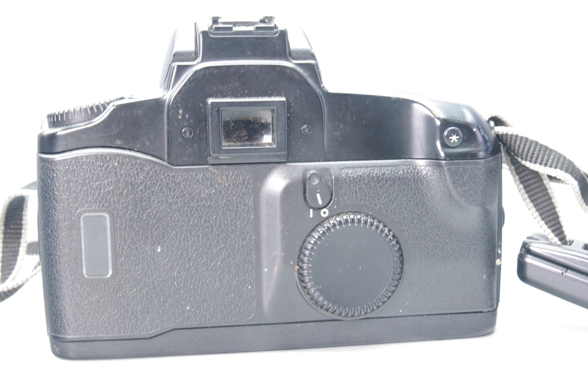 Canon EOS 100 35mm Film SLR Body – Tested – Very Good Condition