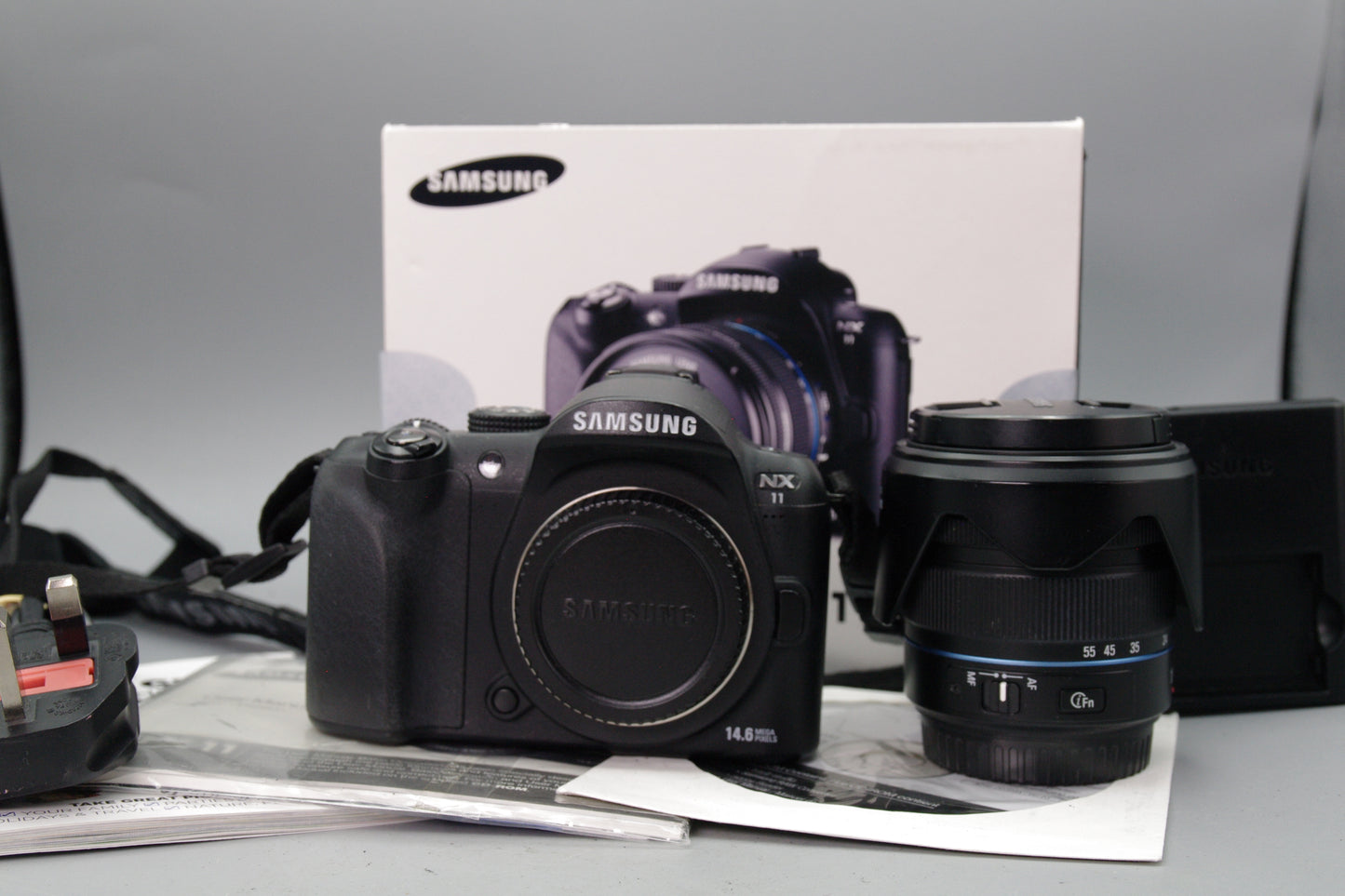 Samsung NX11 14.6MP Mirrorless Camera with 18‑55mm Lens - Boxed - Mint