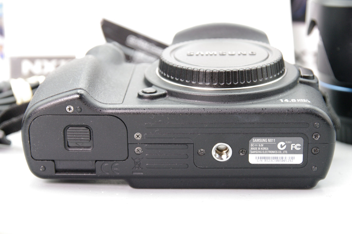 Samsung NX11 14.6MP Mirrorless Camera with 18‑55mm Lens - Boxed - Mint