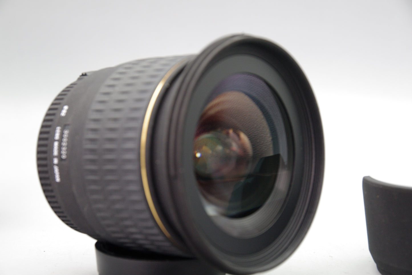 Sigma 20mm f/1.8 EX DG Lens – Nikon F Mount – Excellent – With Case