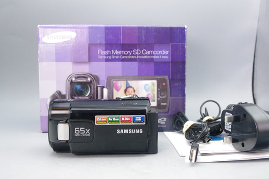 Samsung SMX‑F40BP Camcorder – Tested – Fully Working – Box and Charger