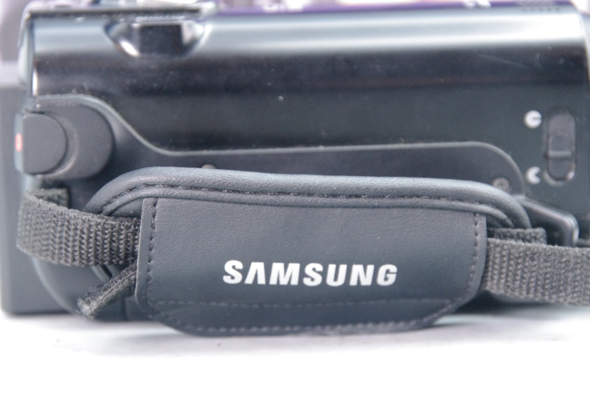 Samsung SMX‑F40BP Camcorder – Tested – Fully Working – Box and Charger