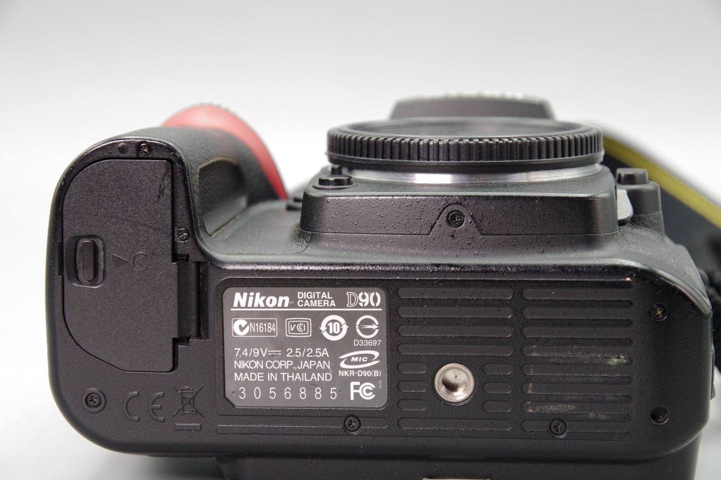 Nikon D90 12.3MP DSLR Boxed – S/C 66323 – Grip, Battery & Charger – Exc