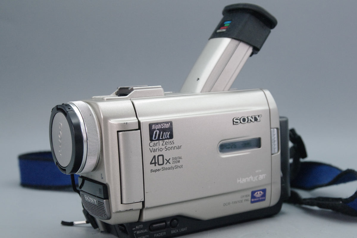 Sony DCR‑TRV10E MiniDV Camcorder – Tested – Fully Working – Very Good Condition