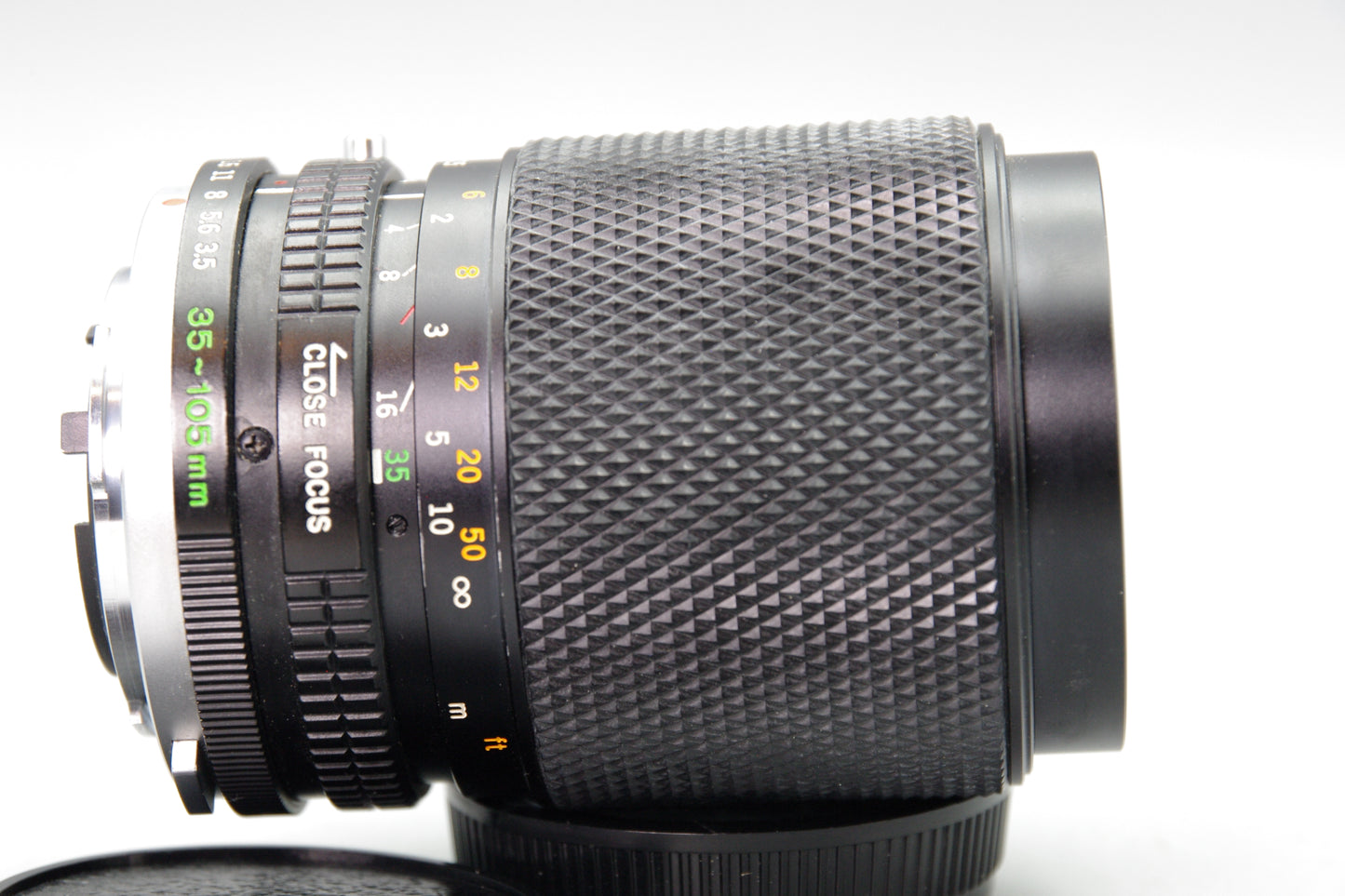 Olympus OM Zuiko 35–105mm f/3.5–4.5 Zoom Lens – OM Mount – Excellent