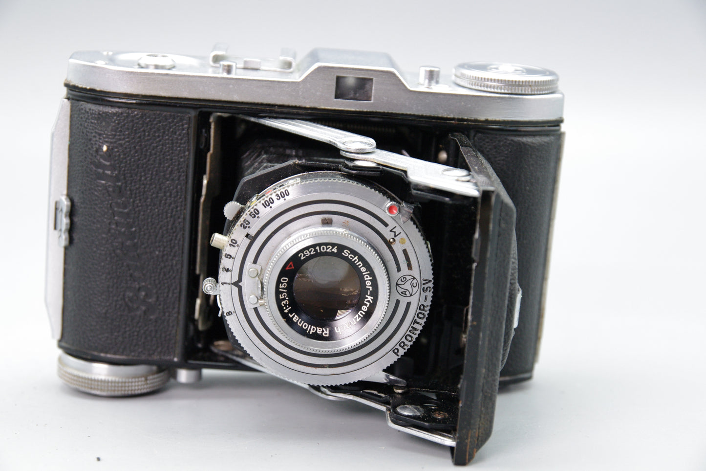 Balda Baldinette 35mm Folding Camera Radionar 50mm f/3.5 – Very Good