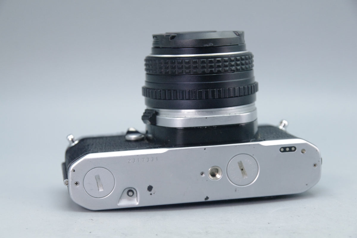 Pentax ME Super 35mm SLR + Pentax‑M 50mm f/1.7 Lens – Tested – Batteries – VGC