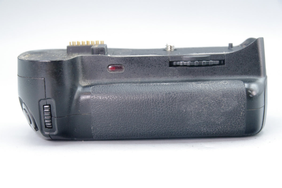 ND300P Battery Grip for Nikon D300 – Third‑Party Model – VGC – Tested