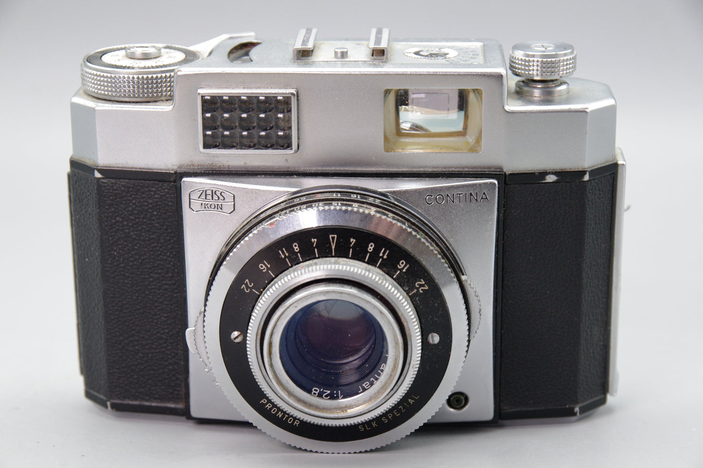 Zeiss Ikon Contina 529/24 35mm Camera – Light Meter Model – Very Good