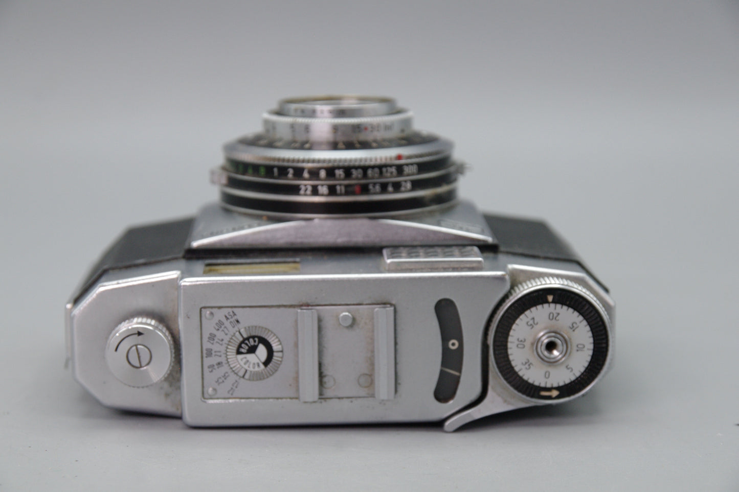 Zeiss Ikon Contina 529/24 35mm Camera – Light Meter Model – Very Good