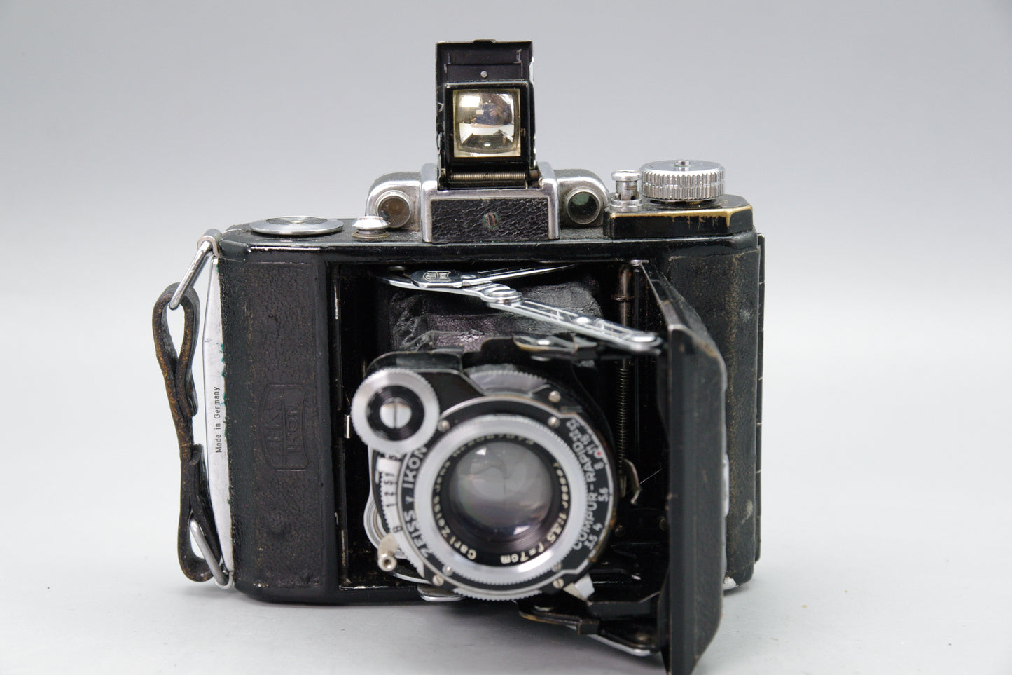Zeiss Ikon Super Ikonta 531 – Tessar 7cm f/3.5 – Folding Rangefinder