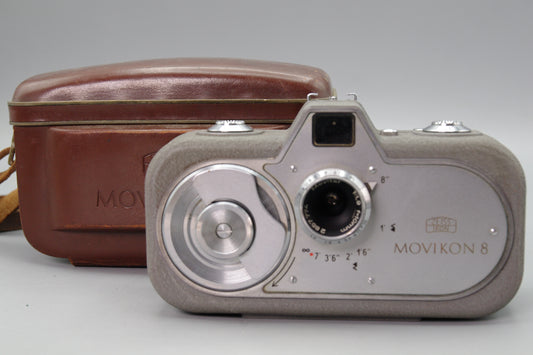 Zeiss Ikon Movikon 8 Clockwork 8mm Cine Camera with Case – Very Good