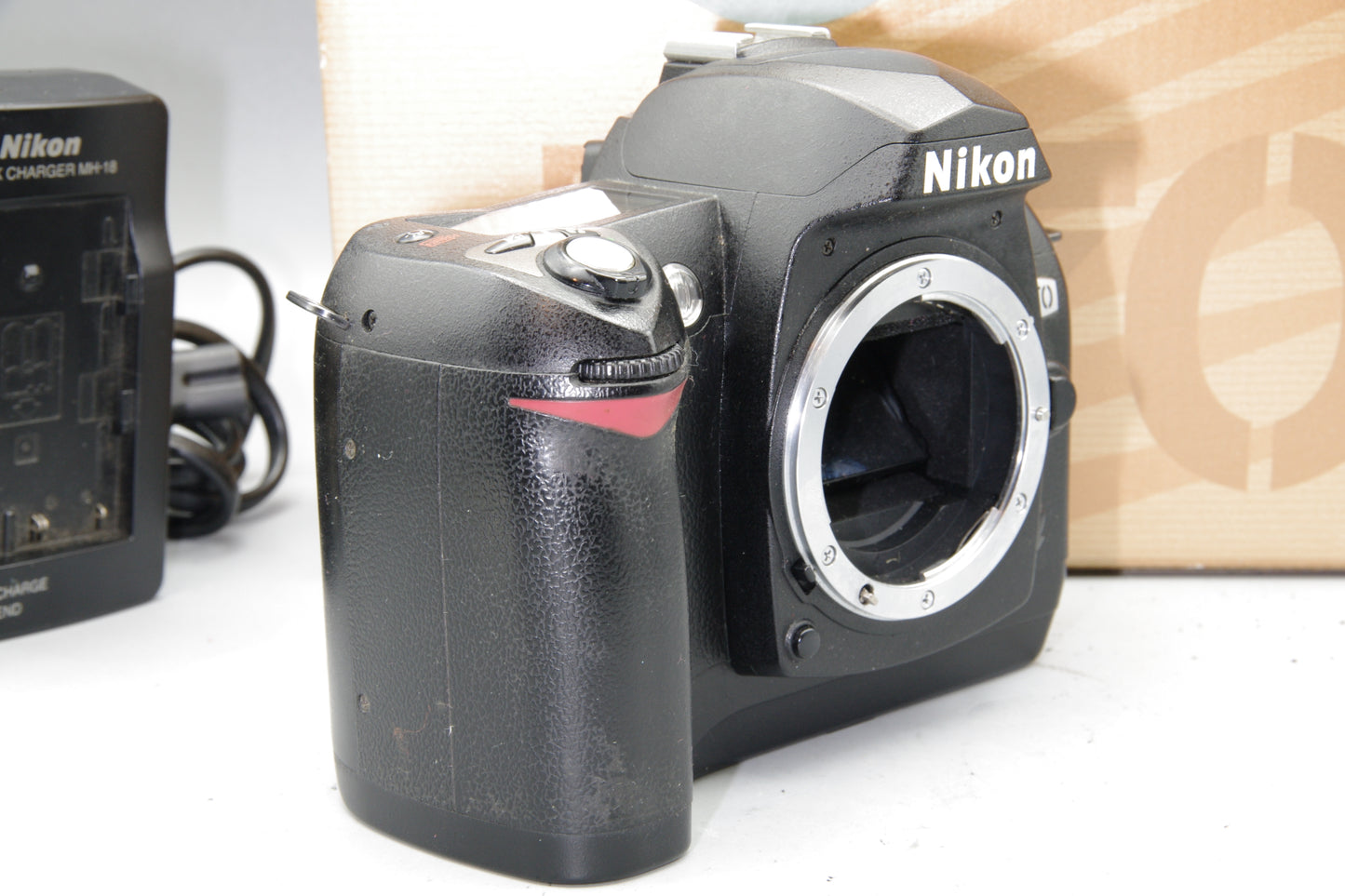 Boxed Nikon D70 DSLR Camera Body Only – 6.1MP – Shutter Count 11648