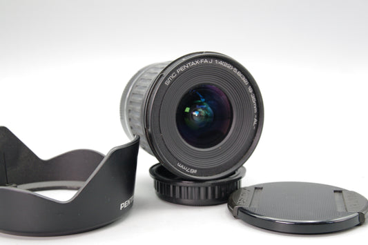 Pentax SMC FAJ 18–35mm f/4–5.6 AL – APS‑C/Full‑Frame Wide Zoom – EXC