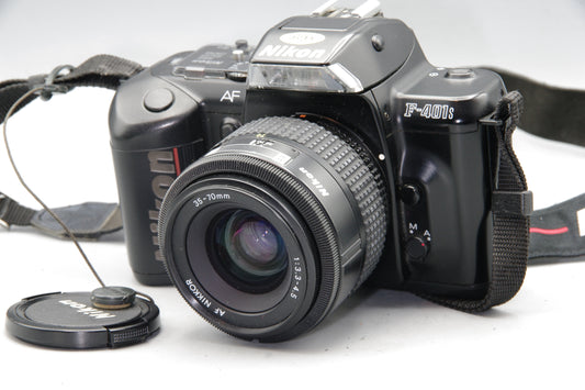Nikon F-401 Auto Focus 35mm SLR  with 35-70mm F/3.3-4.5 Lens - Excellent