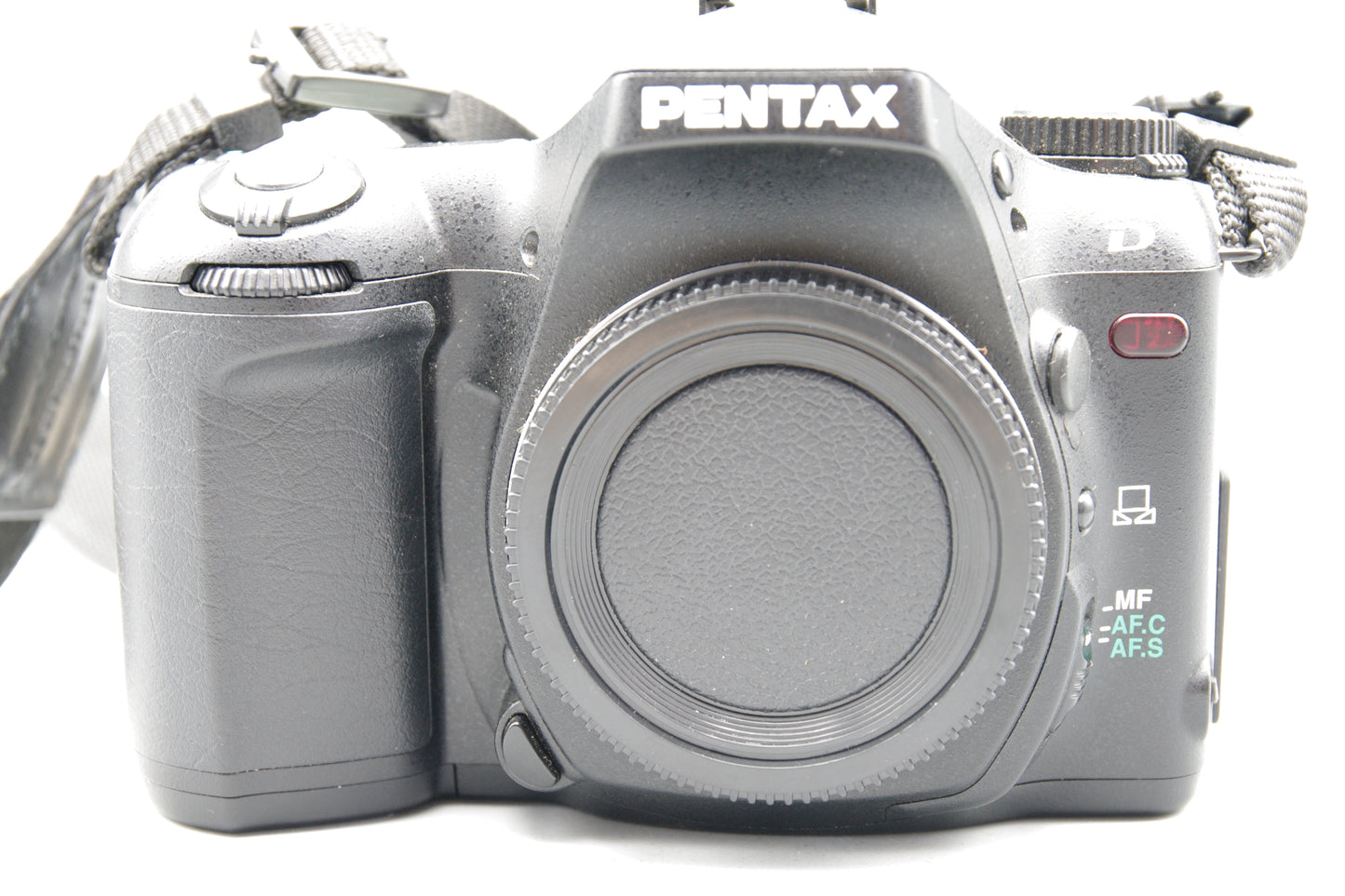 Pentax *ist D Digital SLR – 6.1MP – Mint Condition