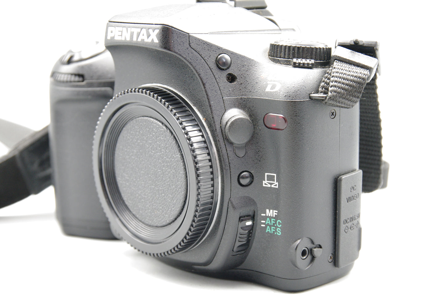 Pentax *ist D Digital SLR – 6.1MP – Mint Condition