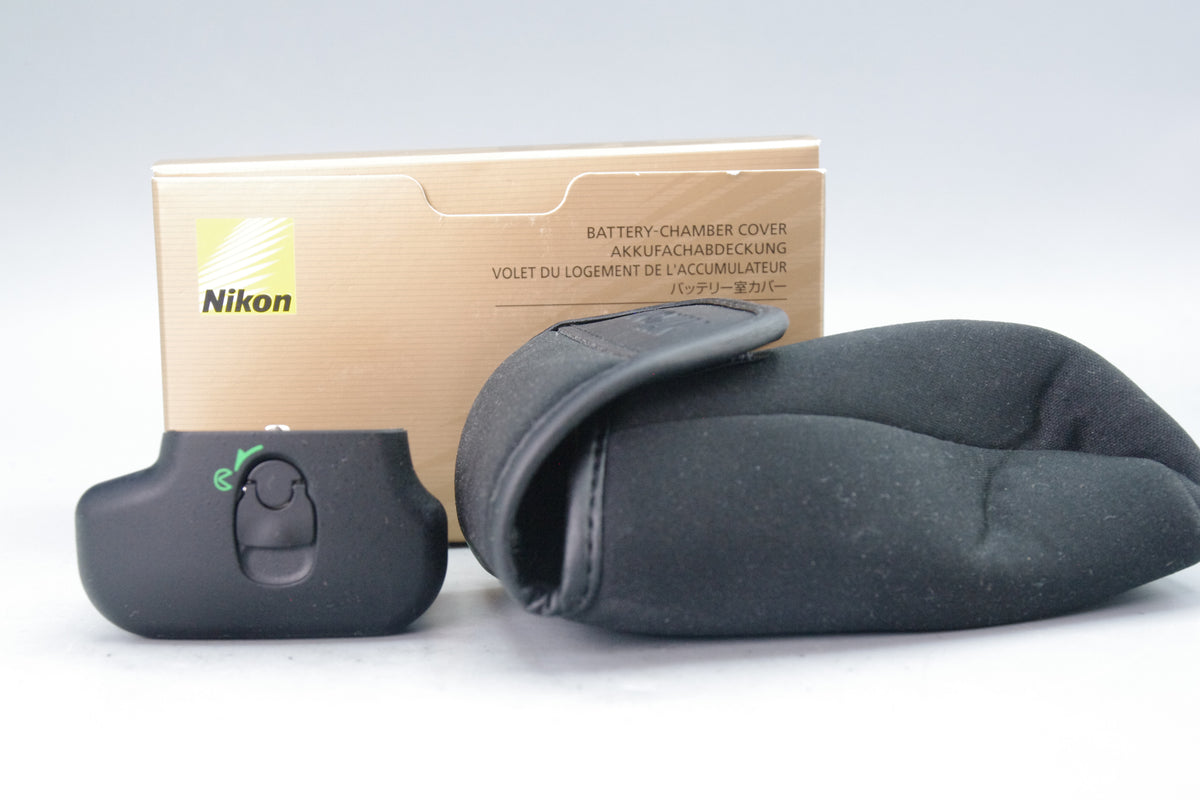 Nikon BL‑3 Battery Cover – Boxed Mint – For MB‑D10 Grip – Appears Unused