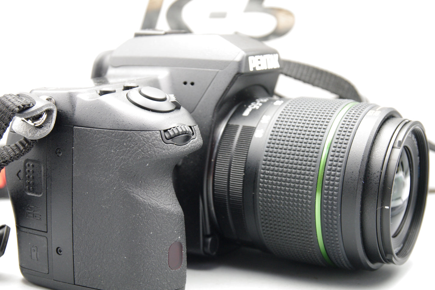 Pentax K‑5 DSLR 16.3MP – Boxed Mint – SC 38 – 18–55mm AL WR Lens Kit