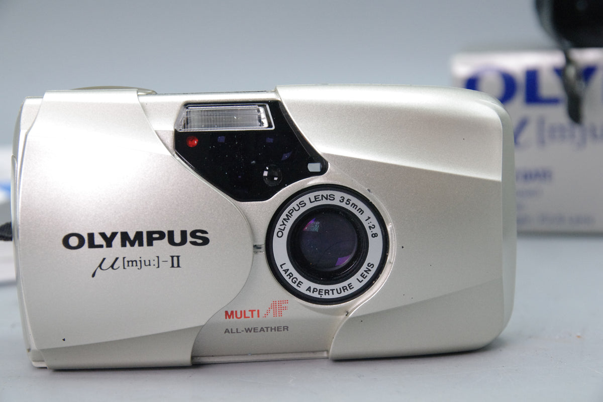 Olympus MJU II Quartz Date Champagne – Boxed Excellent – With Case