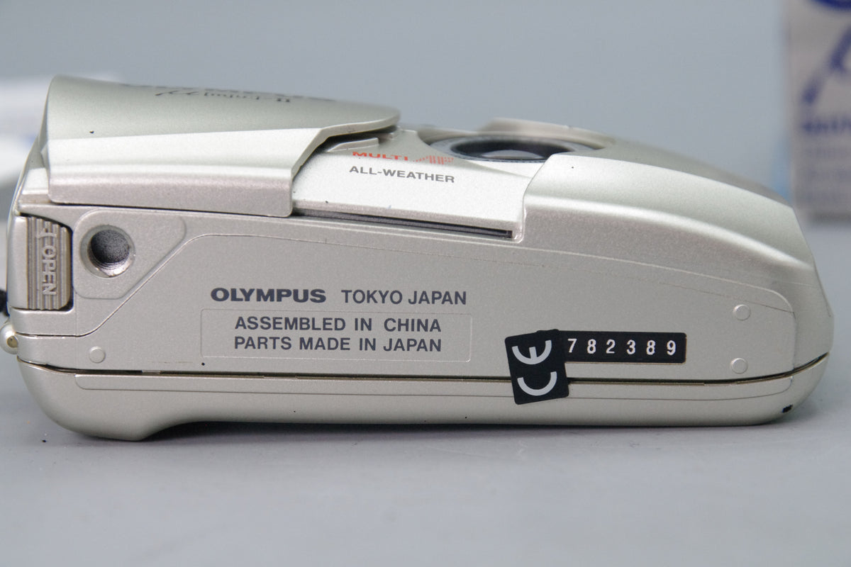 Olympus MJU II Quartz Date Champagne – Boxed Excellent – With Case