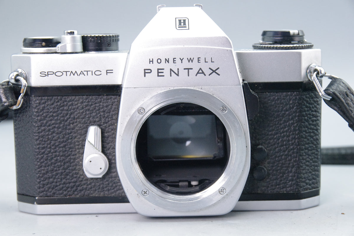 Pentax Spotmatic F 35mm SLR Camera Body – Meter Not Working – Very Good