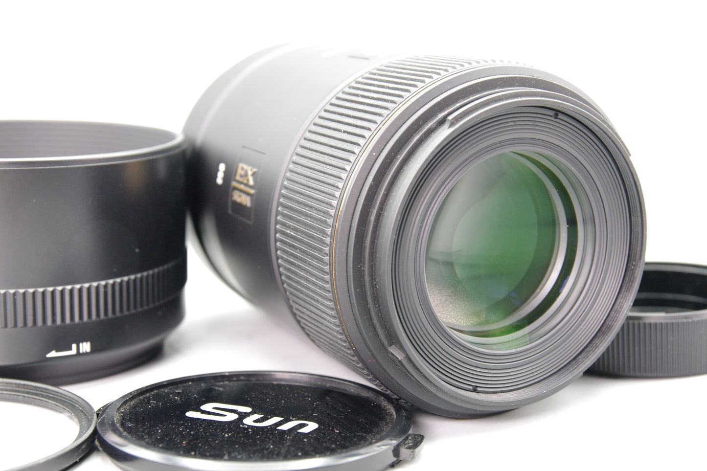 Sigma 105mm f/2.8 DG HSM Macro Lens – Nikon F Mount – Near Mint with Hood