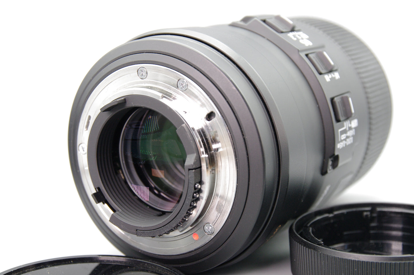 Sigma 105mm f/2.8 DG HSM Macro Lens – Nikon F Mount – Near Mint with Hood