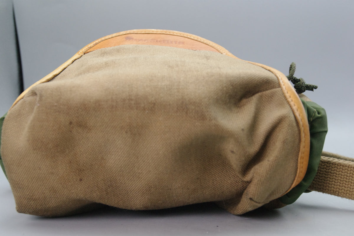 Billingham Snout Holster Pouch – Khaki/Green – Classic Camera Pouch
