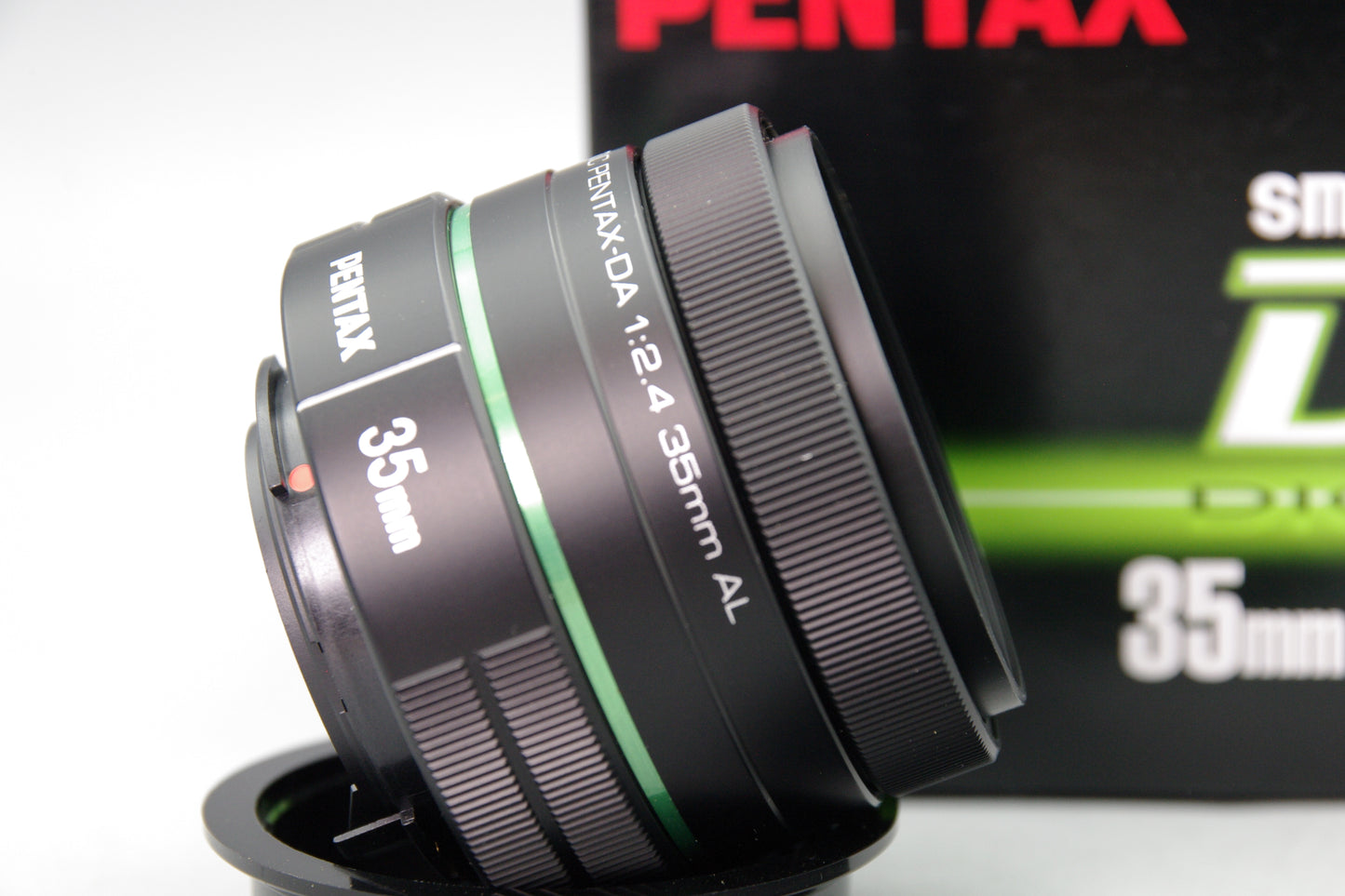 Pentax‑DA 35mm f/2.4 AL Lens – Mint Condition – Boxed – APS‑C Prime