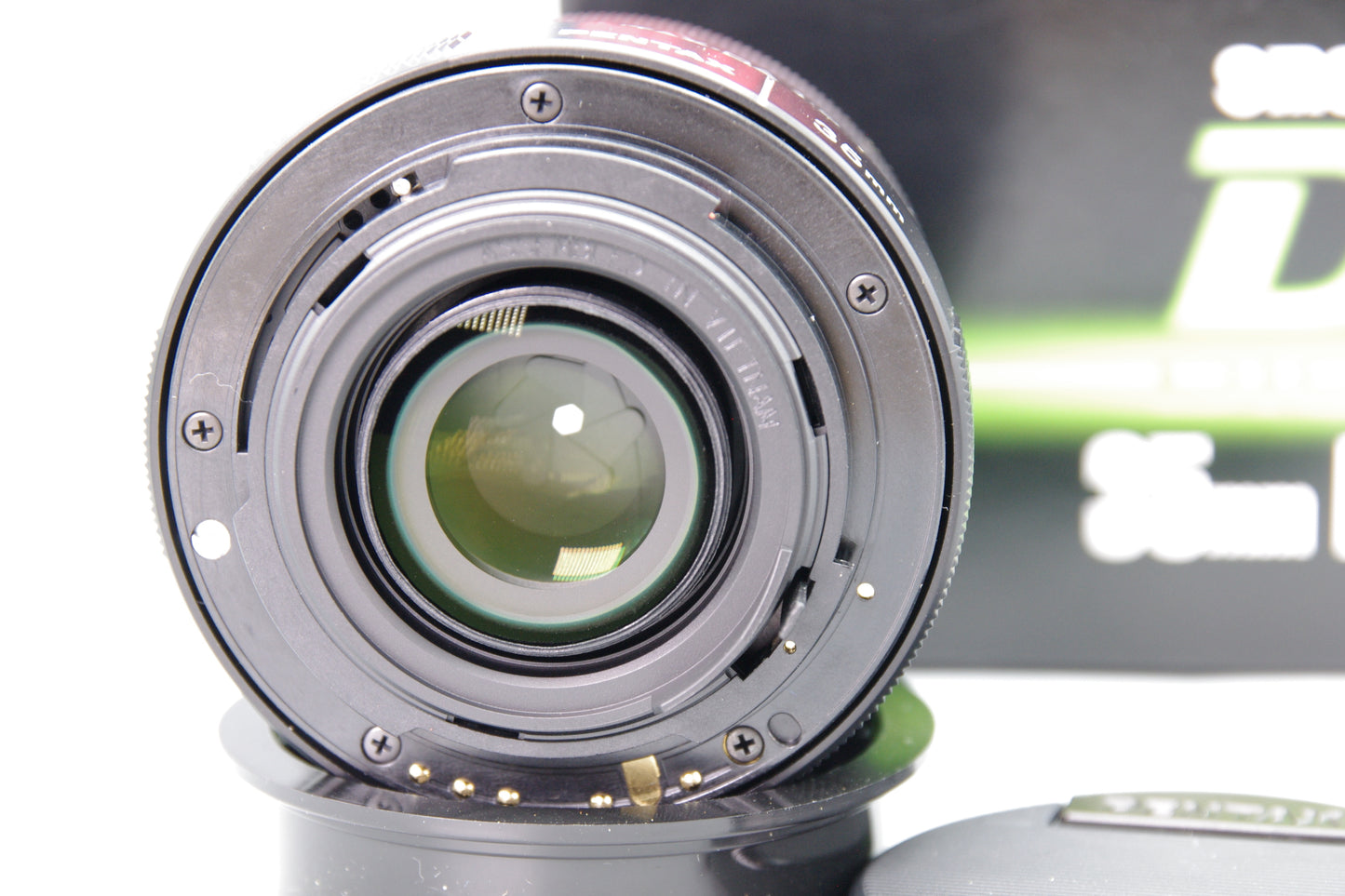 Pentax‑DA 35mm f/2.4 AL Lens – Mint Condition – Boxed – APS‑C Prime