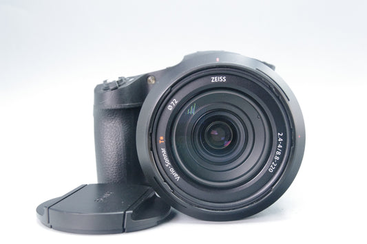 Sony Cyber‑shot DSC-RX10M4 / RX10 IV – Mint  + Battery