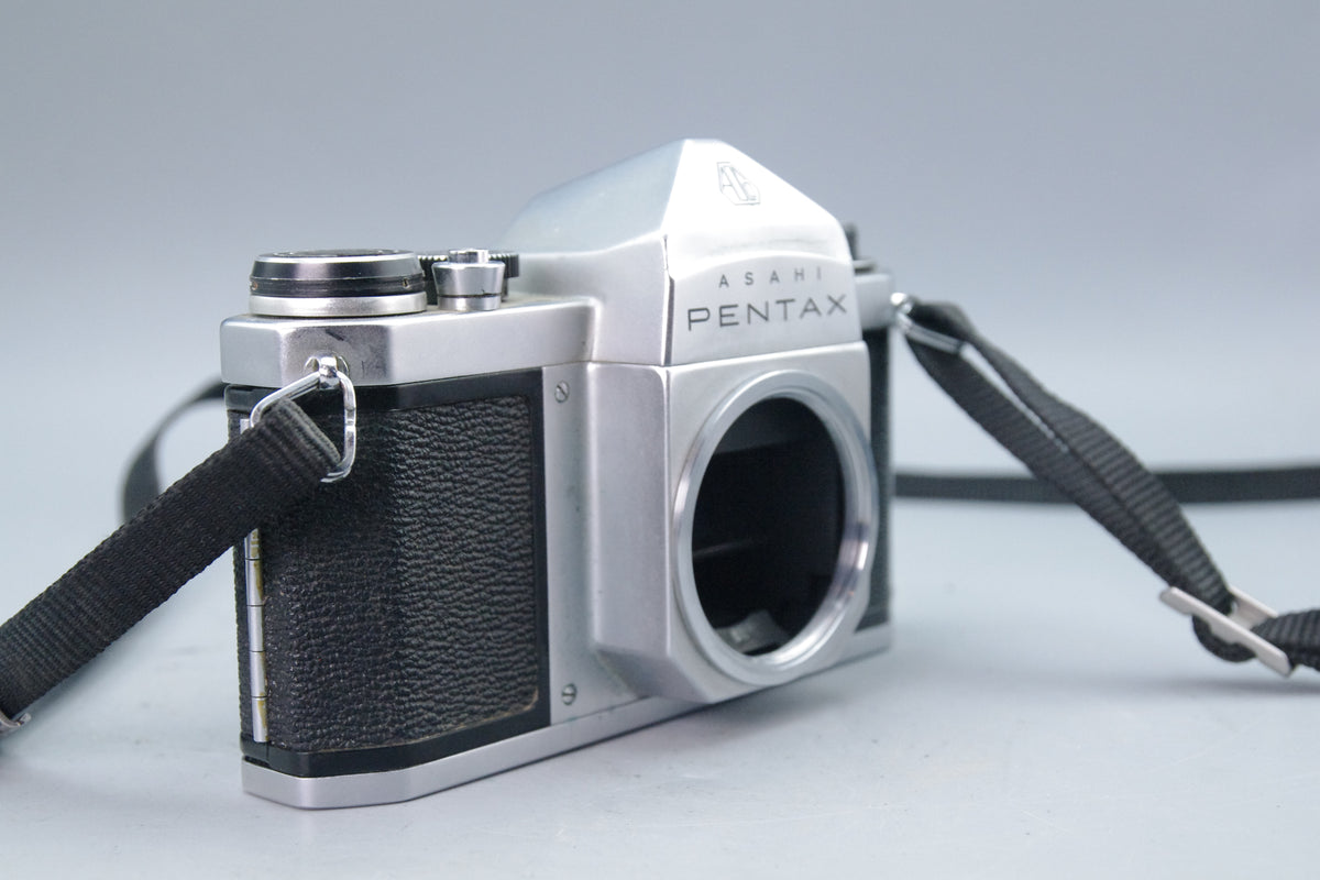 Asahi Pentax S1a 35mm SLR Camera Body – Classic M42 Film Camera – Good Condition